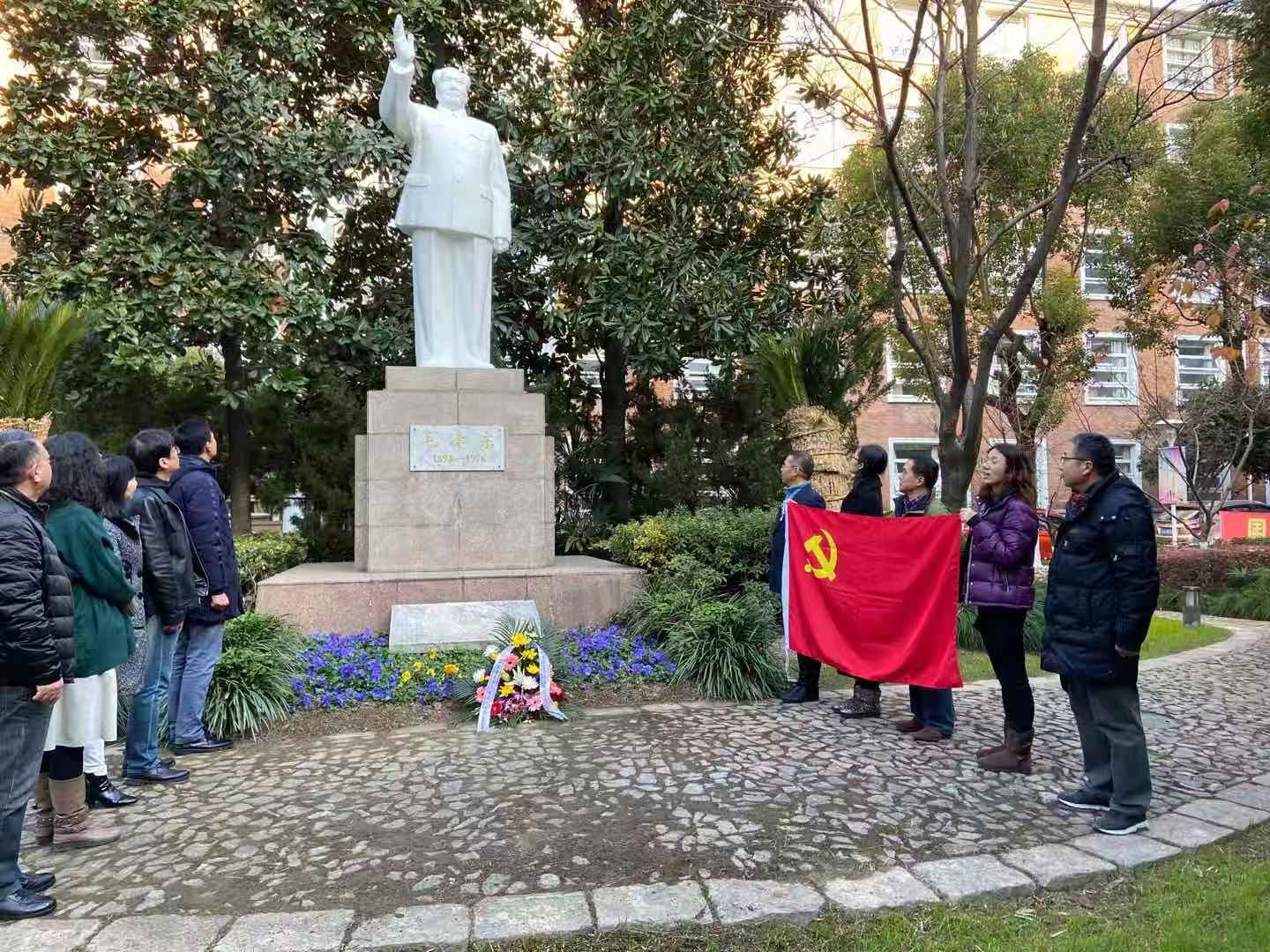 照片1.jpg 照片1.jpg