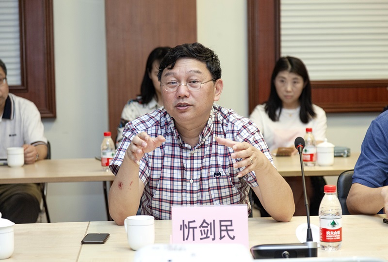 微信图片_20200609172419_副本.jpg