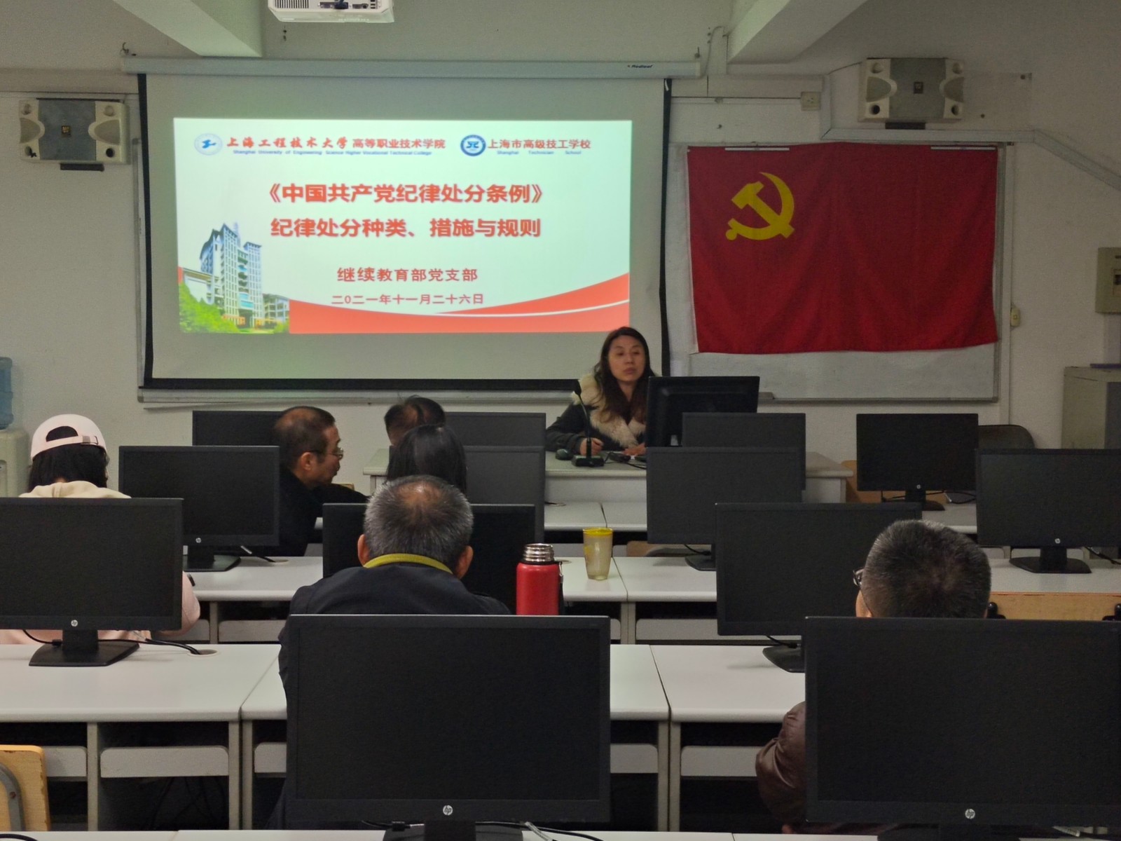 张2.jpg 张2.jpg
